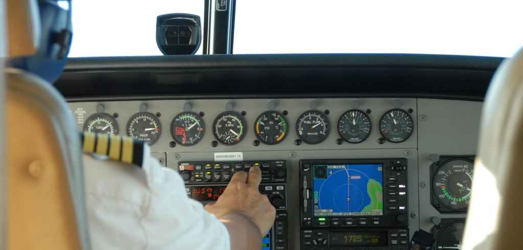 What if cracks could self-repair and prevent aircraft accidents? A researcher is making this possible