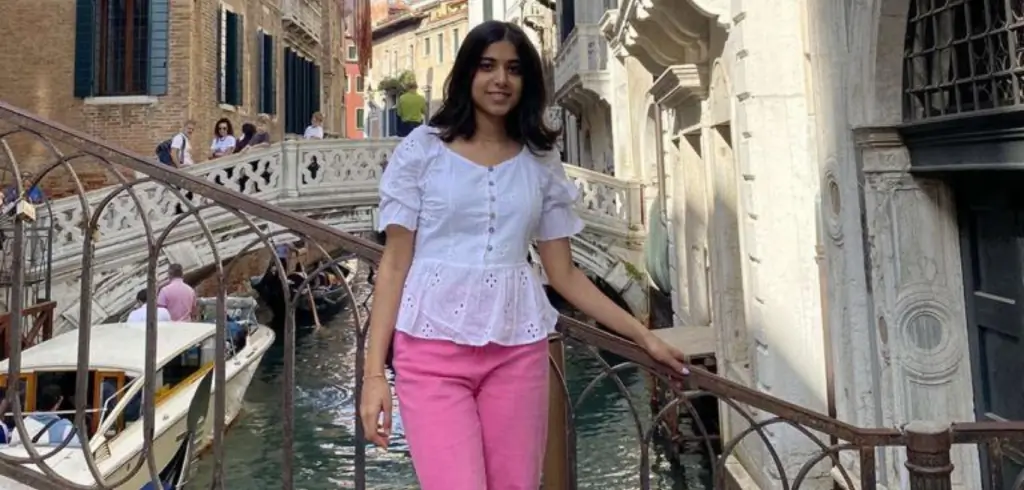 On a semester exchange program to France