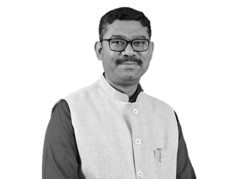 Dr Dhruv Kumar