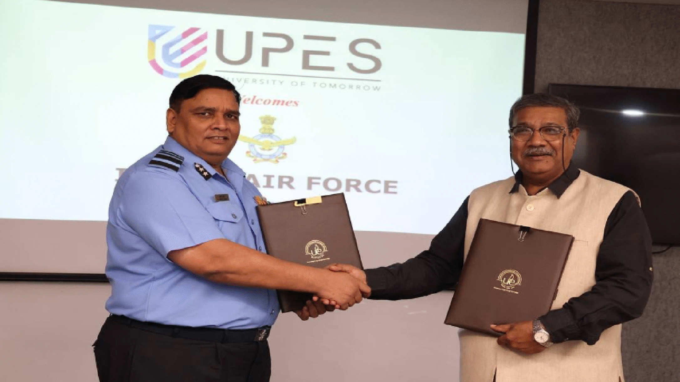 UPES inks MoU with Indian Air Force to offer academic support  scholarships  fee waiver_Shiksha