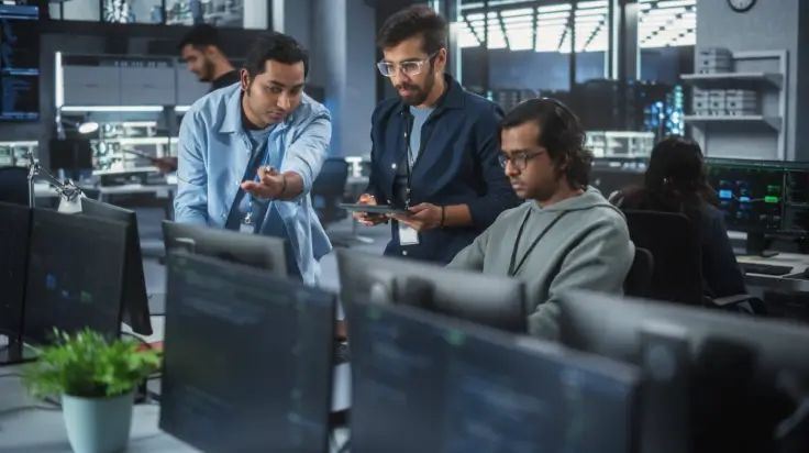 Boosting Teamwork: Strategies for Leaders & Organizations