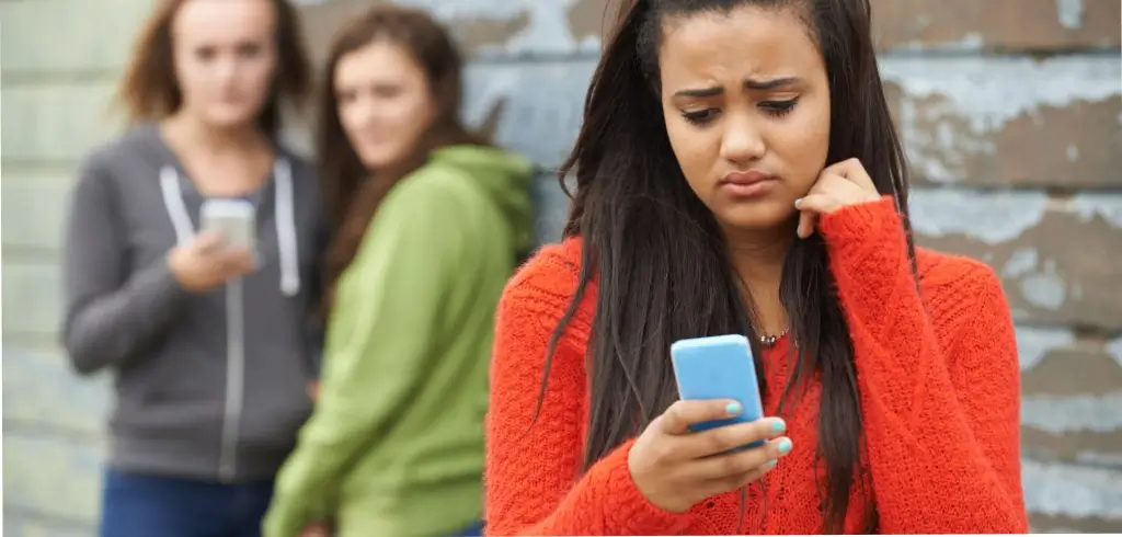 Is it time to develop social media laws for kids?