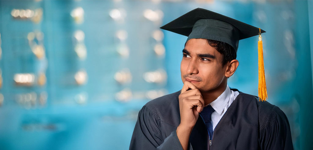What is the Average Salary of B.Pharma Graduates in India?