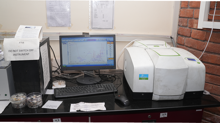 FT-IR (Frontier FT-IR/FIR, Perkin Elmer) FT-IR (Frontier FT-IR/FIR, Perkin Elmer)