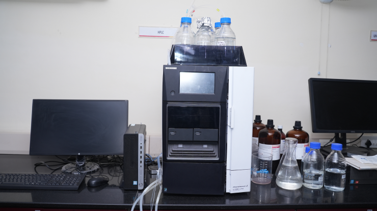 HPLC (Prominence I series, Shimadzu) HPLC (Prominence I series, Shimadzu)